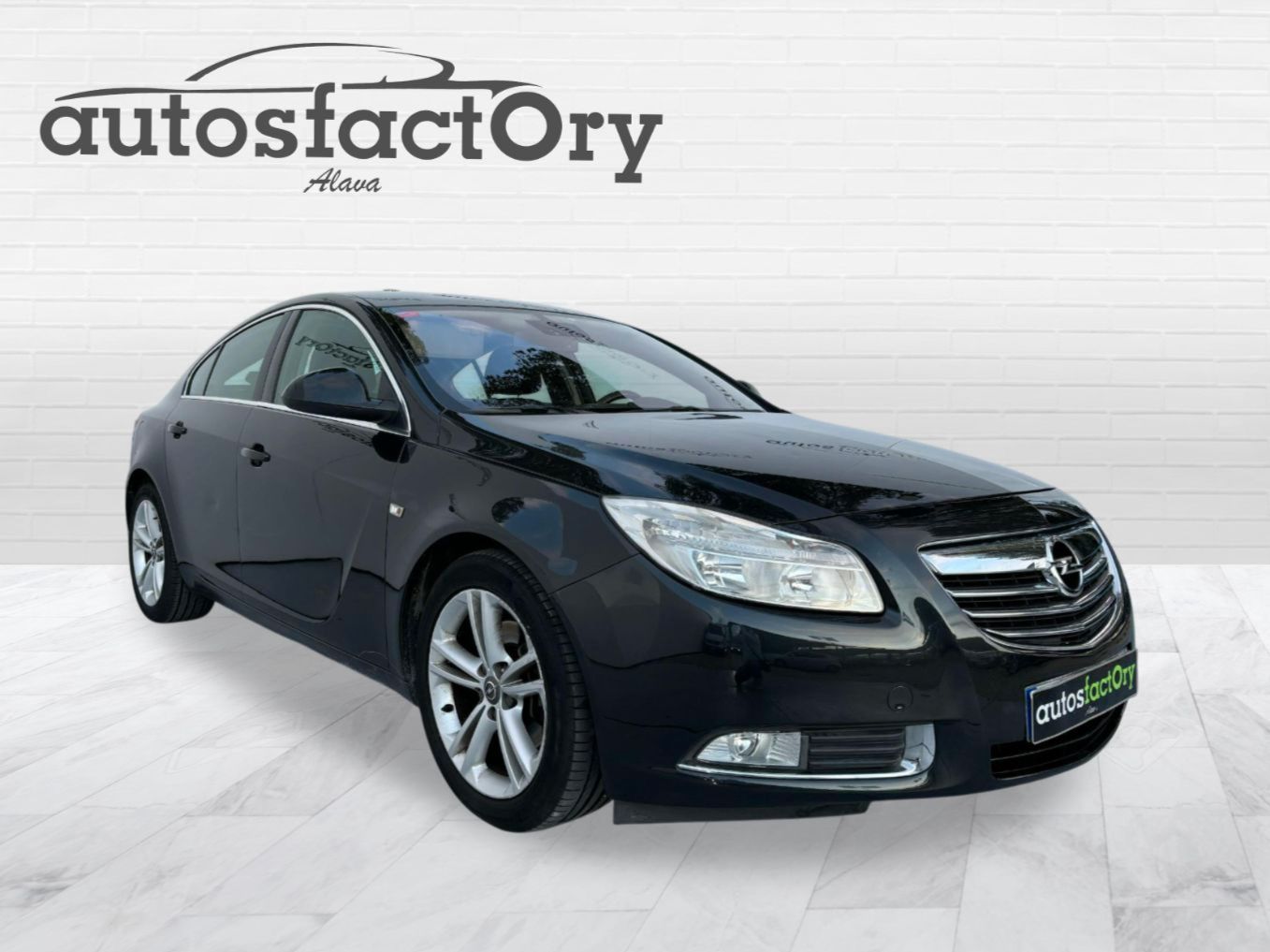 OPEL INSIGNIA