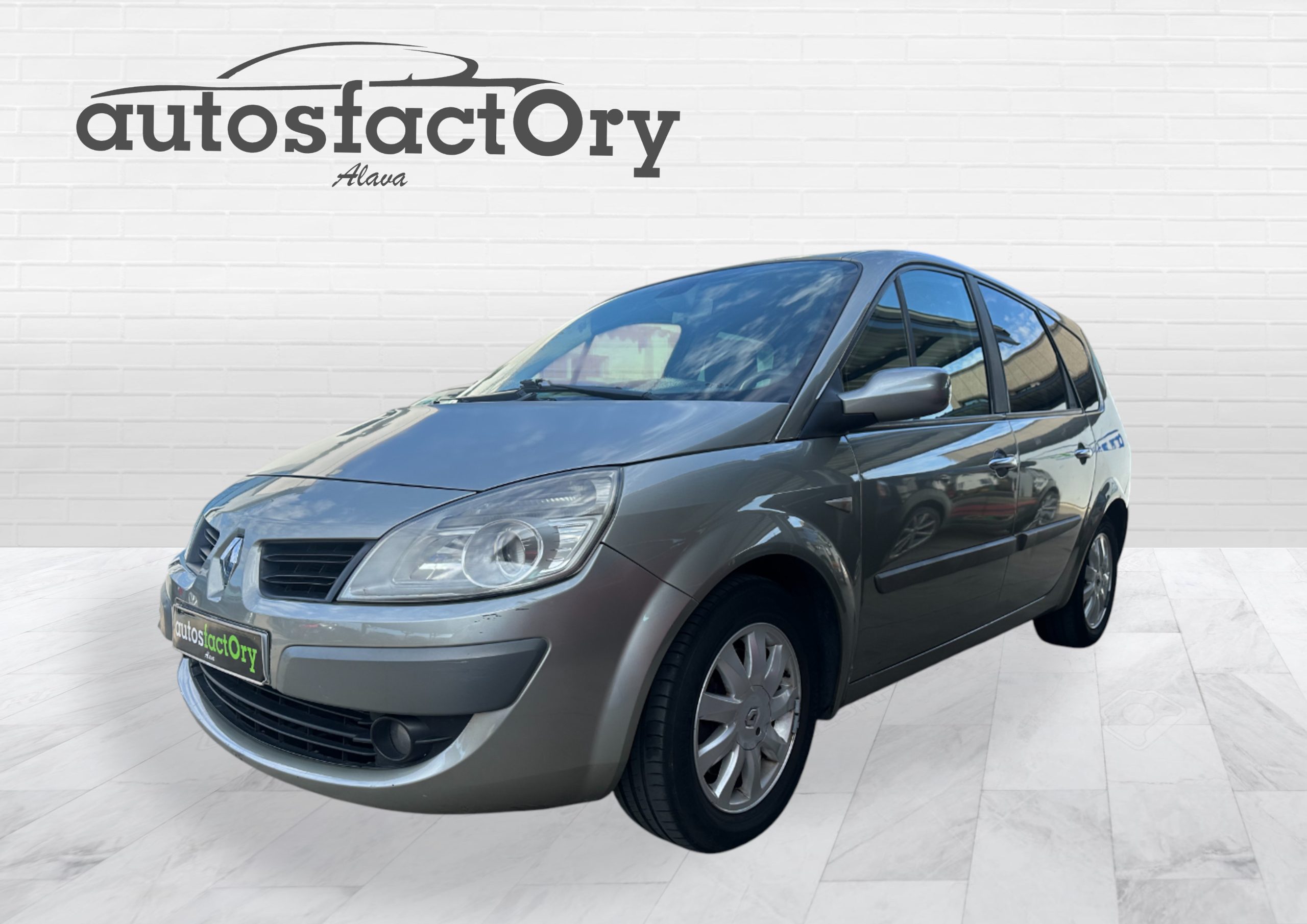 RENAULT GRAND SCENIC