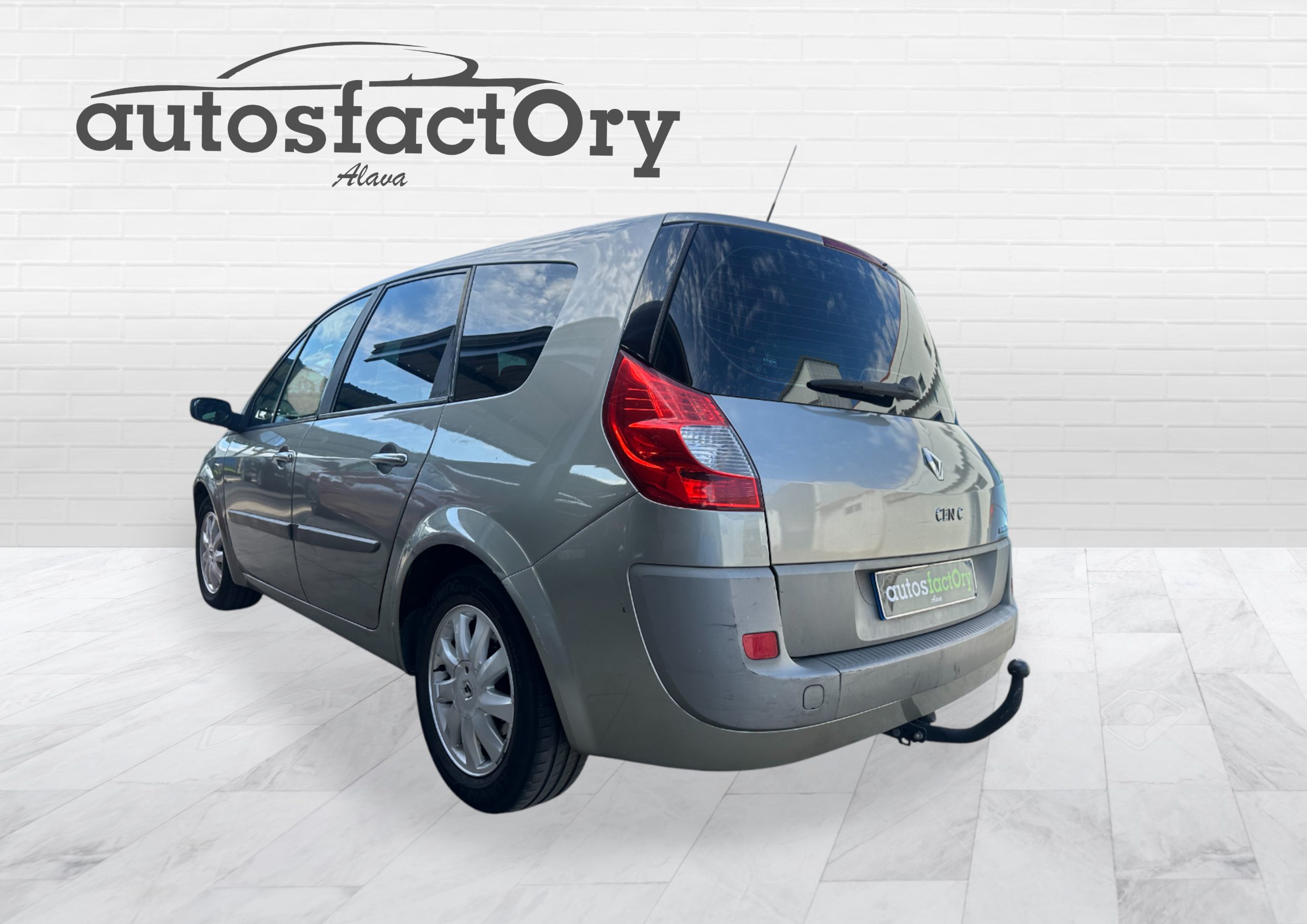 RENAULT GRAND SCENIC