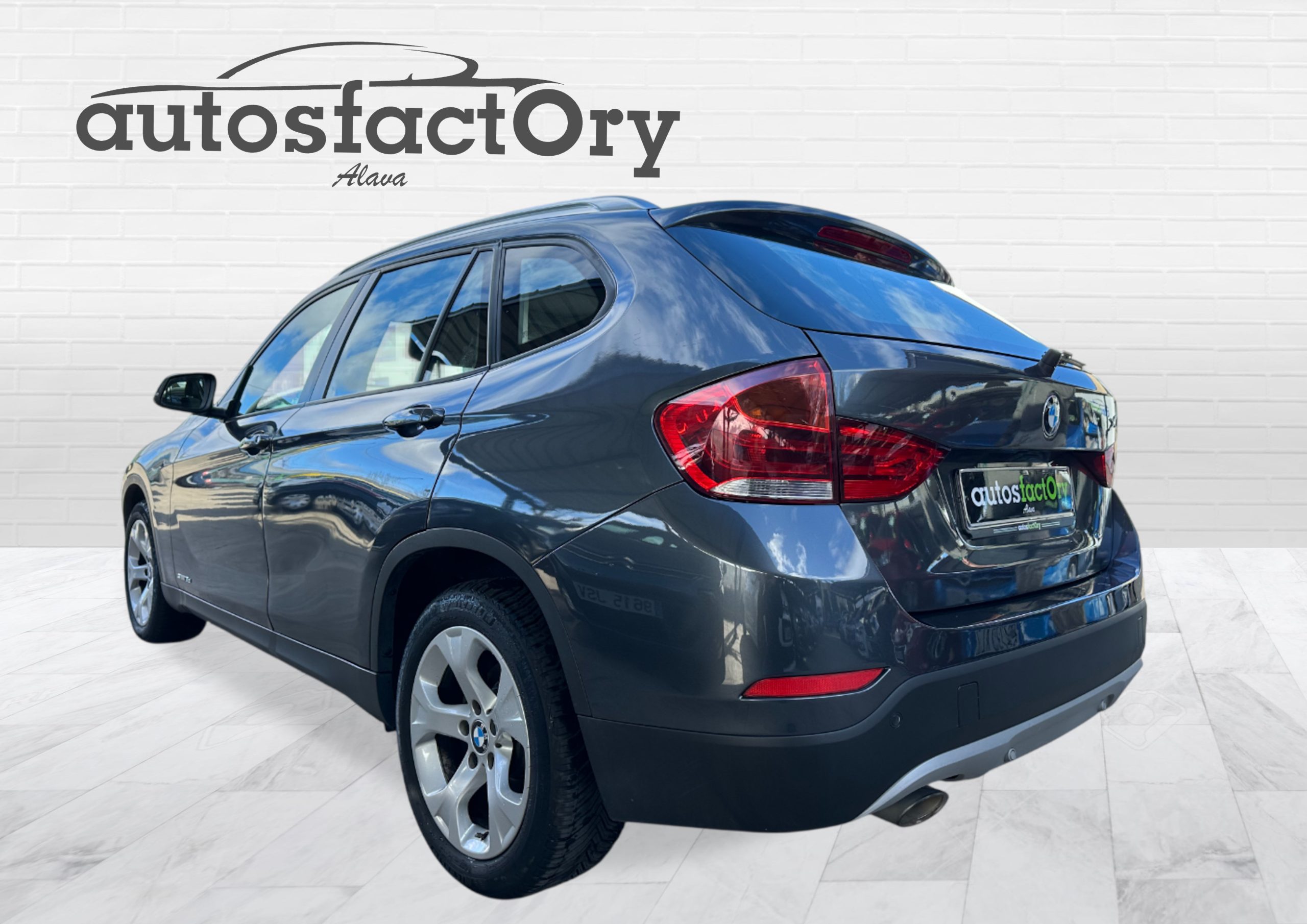 BMW  X1 A6