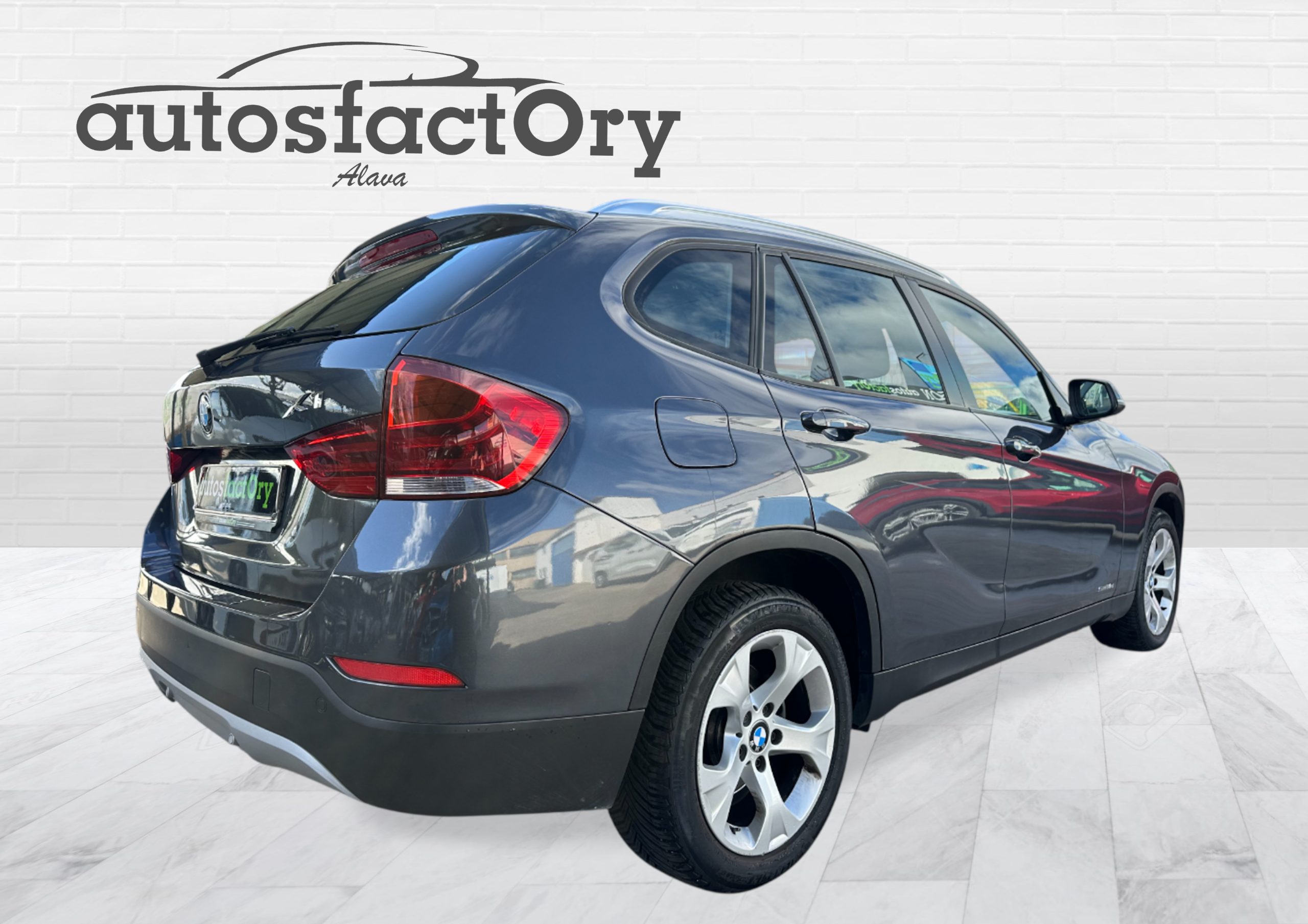 BMW  X1 A6