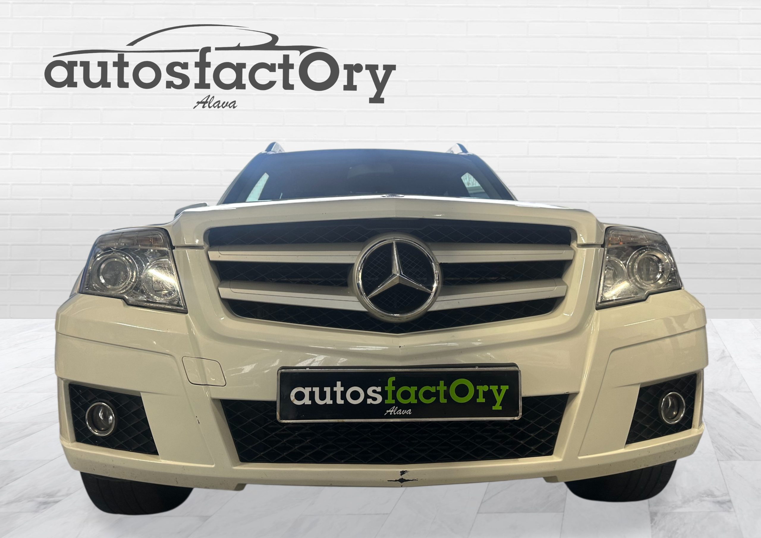 MERCEDES BENZ