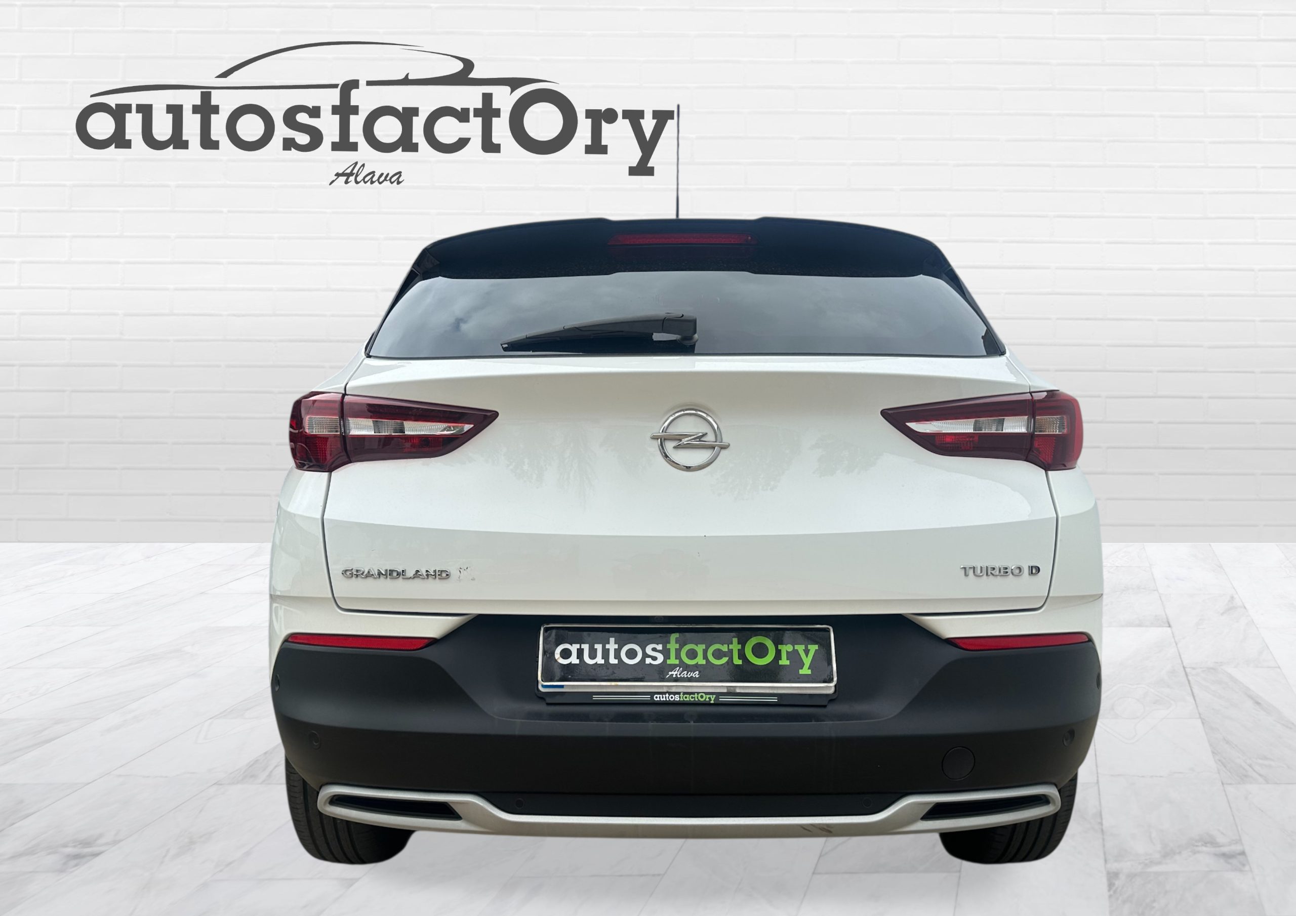 OPEL GRANDLAND X