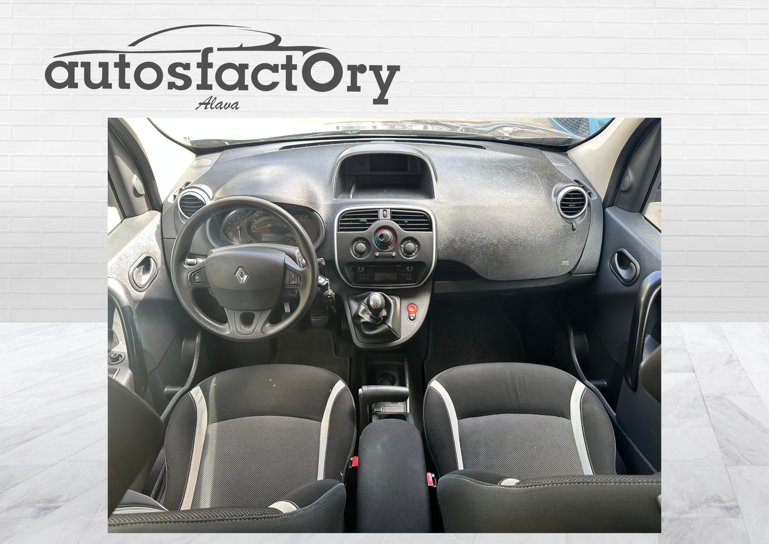 RENAULT KANGOO COMBI